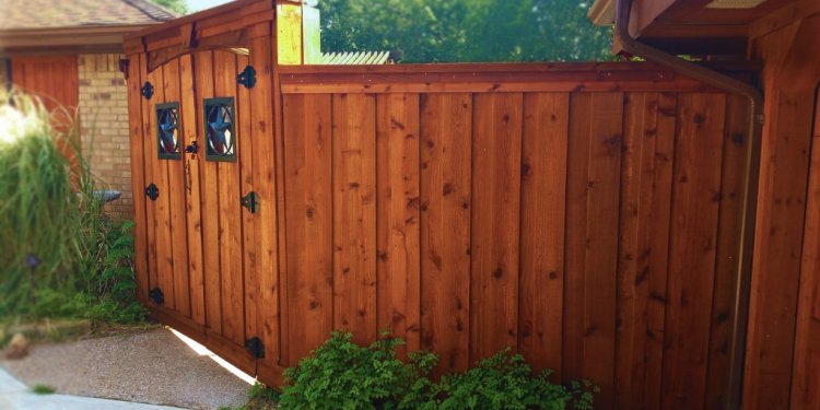 Fence: Best fence stain colors How To Stain A Fence With A Sprayer