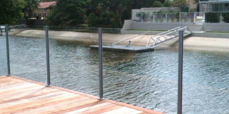 glass pool fence posts